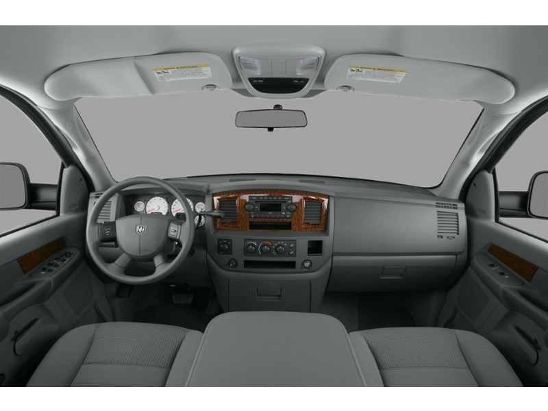2007 Dodge Ram 1500 4WD Quad Cab 140.5