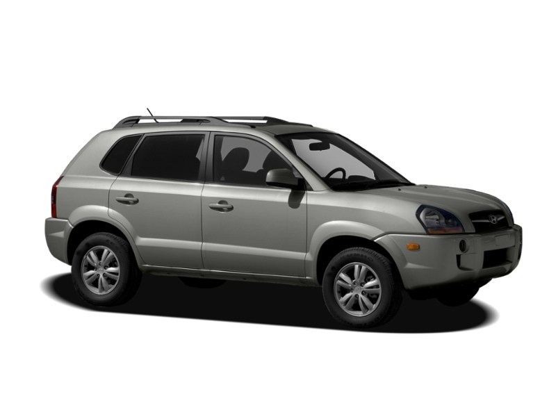2009 Hyundai Tucson FWD 4dr I4 Man L Exterior Shot 9