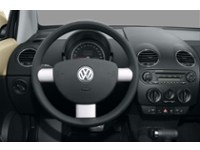 2009 Volkswagen New Beetle Convertible 2dr Auto Highline Interior Shot 3