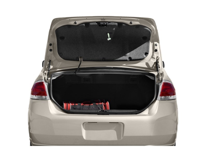 2011 Ford Focus 4dr Sdn SE Exterior Shot 4