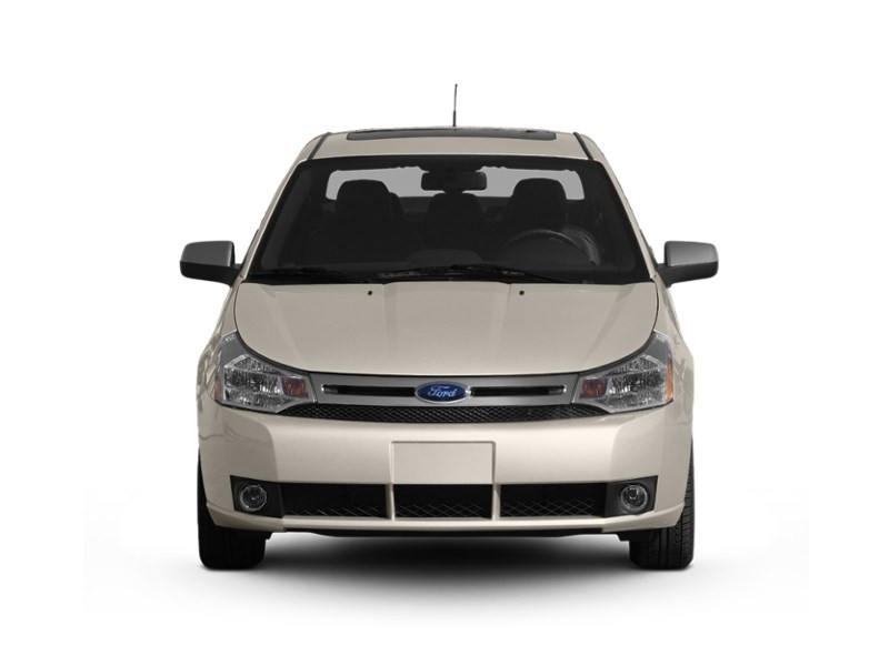 2011 Ford Focus 4dr Sdn SE Exterior Shot 6