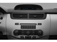 2011 Ford Focus 4dr Sdn SE Interior Shot 2