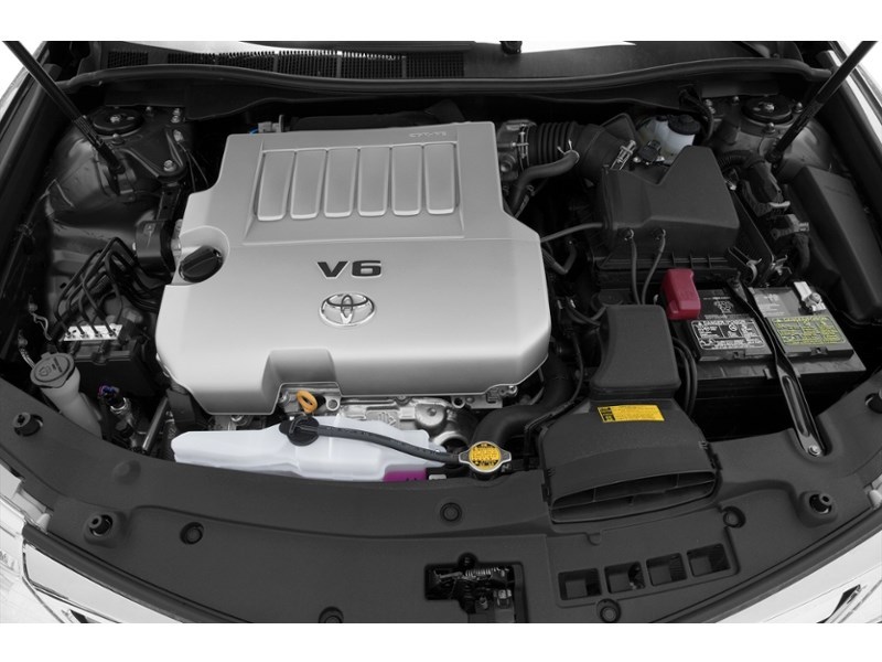 2012 Toyota Camry 4dr Sdn V6 Auto XLE Exterior Shot 3