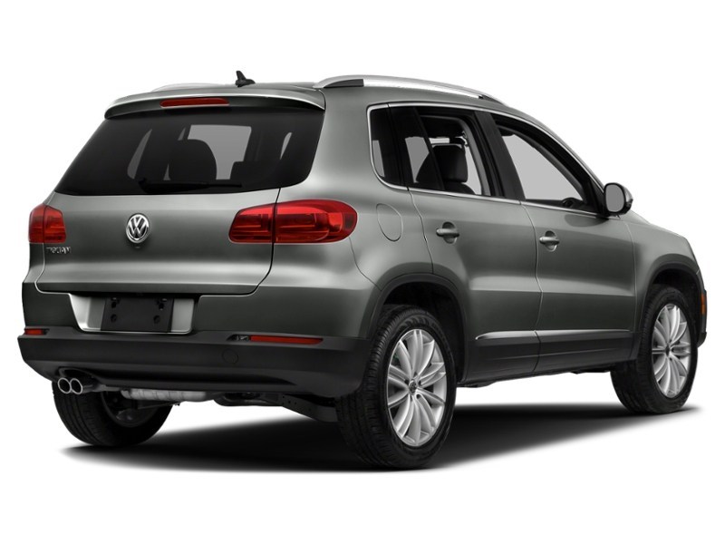 2012 Volkswagen Tiguan 4dr Auto Comfortline 4Motion Exterior Shot 2