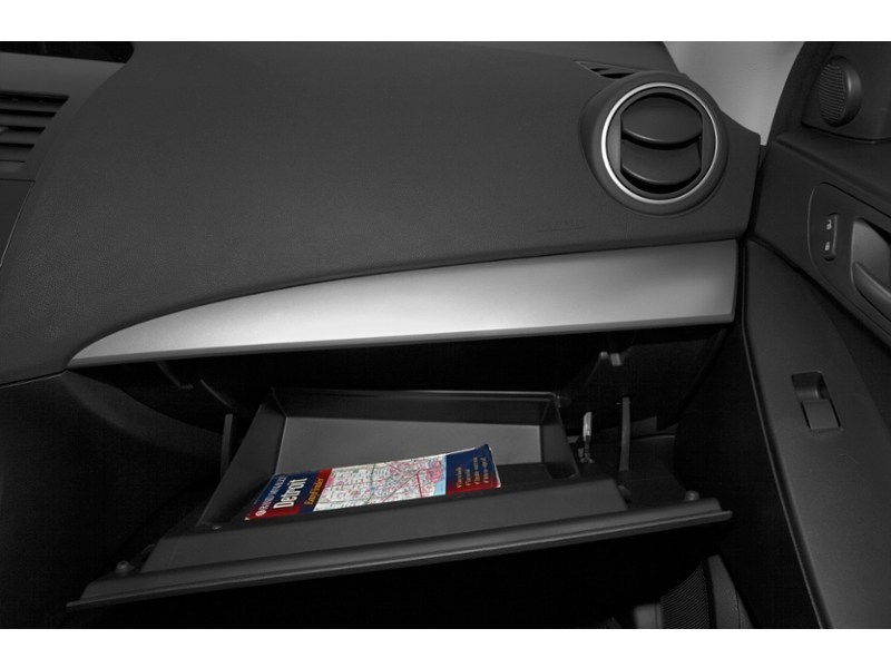 2013 Mazda Mazda3 4dr Sdn Man GS-SKY Interior Shot 3