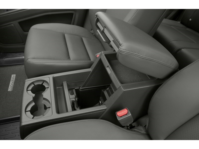 2014 Honda Ridgeline 4WD Crew Cab Touring Interior Shot 8