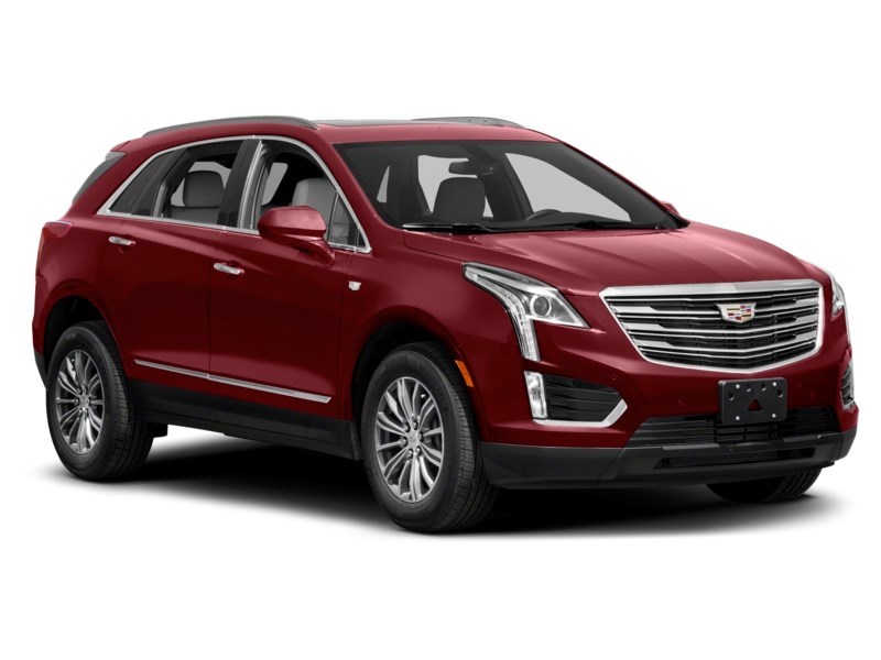 2019 Cadillac XT5 FWD 4dr Exterior Shot 9