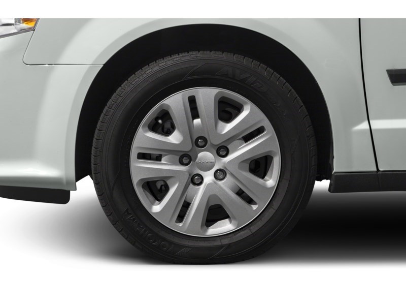 2019 Dodge Grand Caravan SXT 2WD Exterior Shot 5