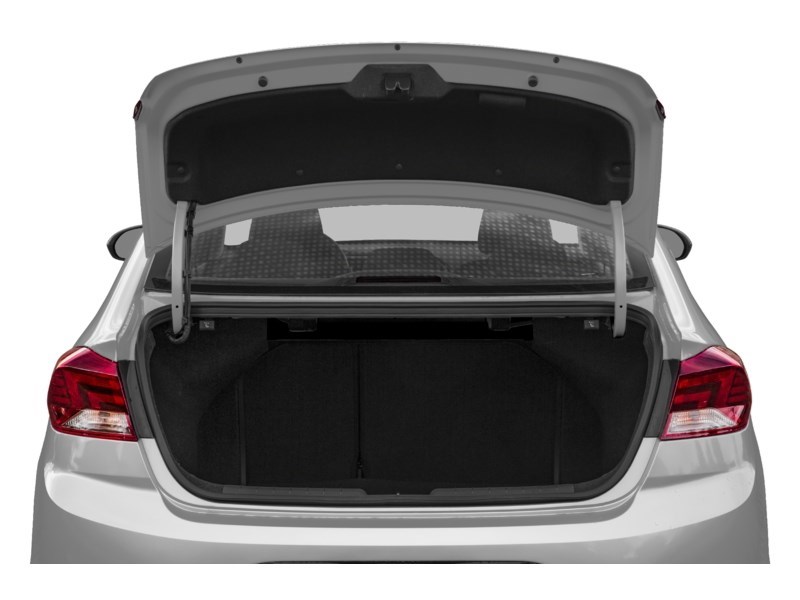 2020 Hyundai Elantra Preferred w/Sun & Safety Package IVT Exterior Shot 4