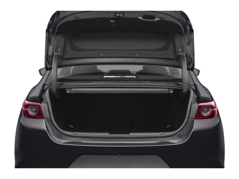 2019 Mazda Mazda3 GS Auto i-ACTIV AWD Exterior Shot 4