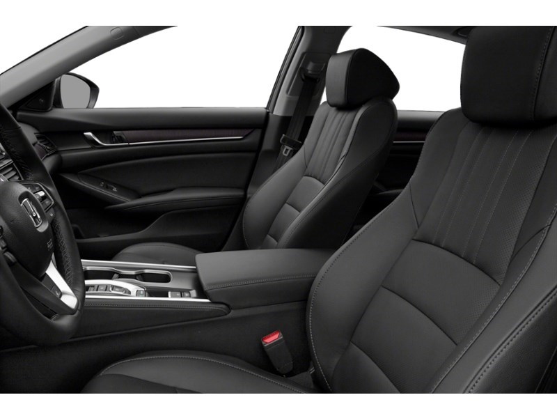 2021 Honda Accord Touring 2.0 Auto Interior Shot 4