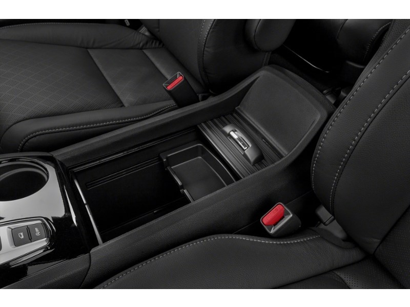 2022 Honda Passport Touring AWD Interior Shot 7