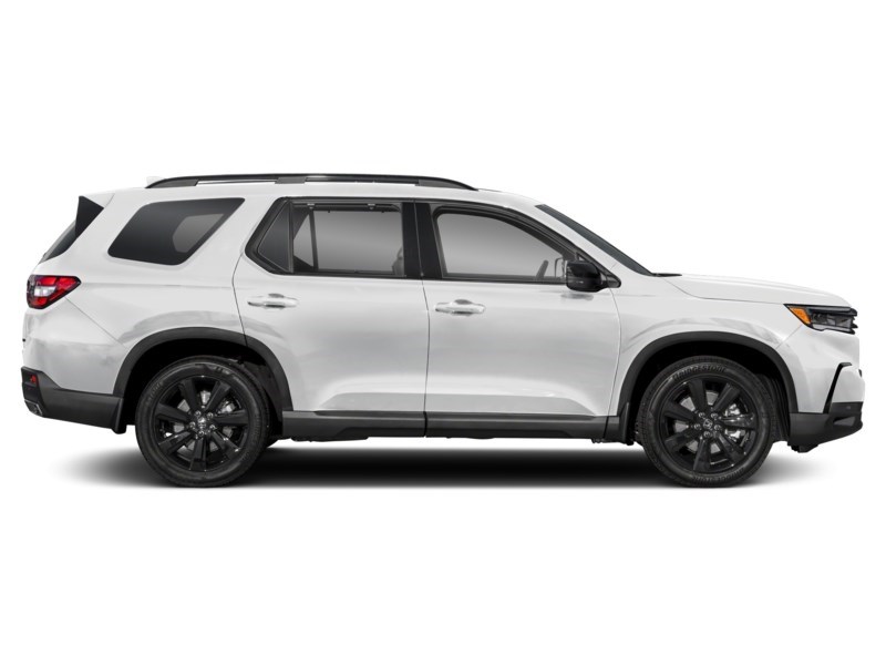 2023 Honda Pilot Black Edition AWD Exterior Shot 10