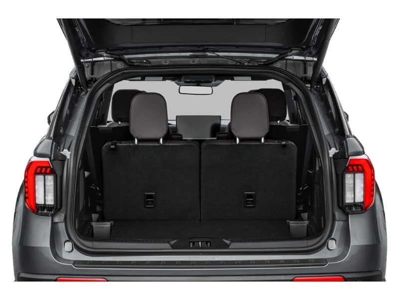 2027 Ford Explorer Platinum 4WD Exterior Shot 4