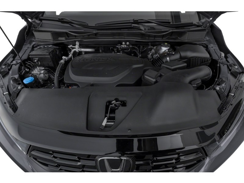 2026 Honda Odyssey Touring Auto Exterior Shot 3