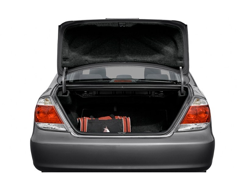 2006 Toyota Camry 4dr Sdn LE Auto Exterior Shot 4