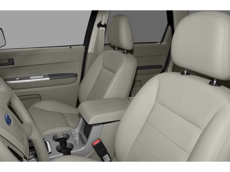 2011 Ford Escape FWD 4dr I4 Auto XLT Interior Shot 5