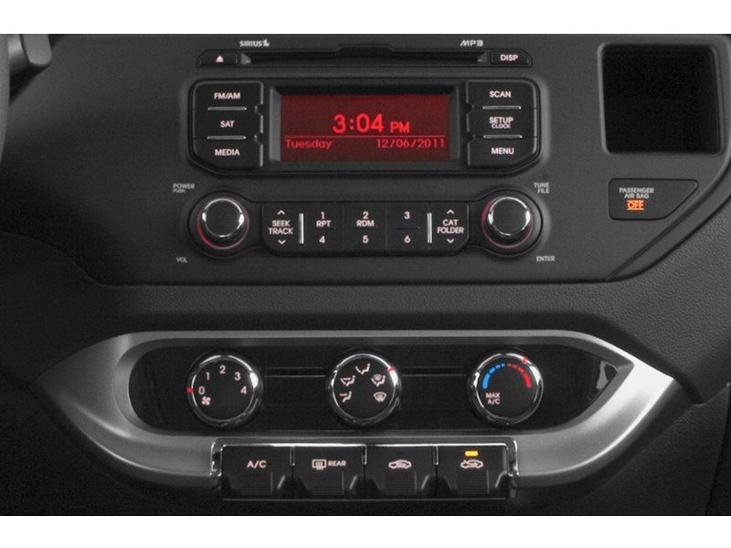 2015 Kia Rio 5dr HB Auto LX+ Interior Shot 2