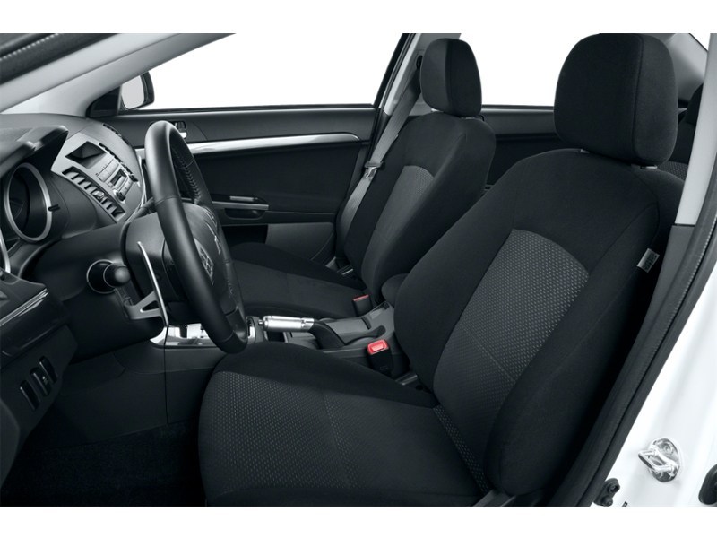 2013 Mitsubishi Lancer 4dr Sdn Man SE FWD Interior Shot 4