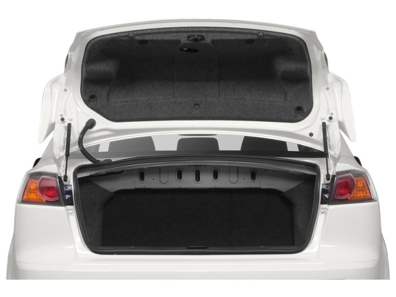 2013 Mitsubishi Lancer 4dr Sdn Man SE FWD Exterior Shot 4