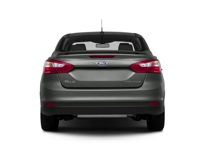 2014 Ford Focus 4dr Sdn SE Exterior Shot 8