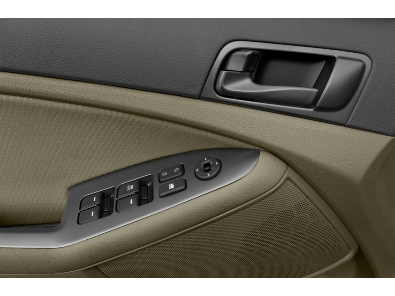 2015 Kia Optima 4dr Sdn Auto LX Exterior Shot 11