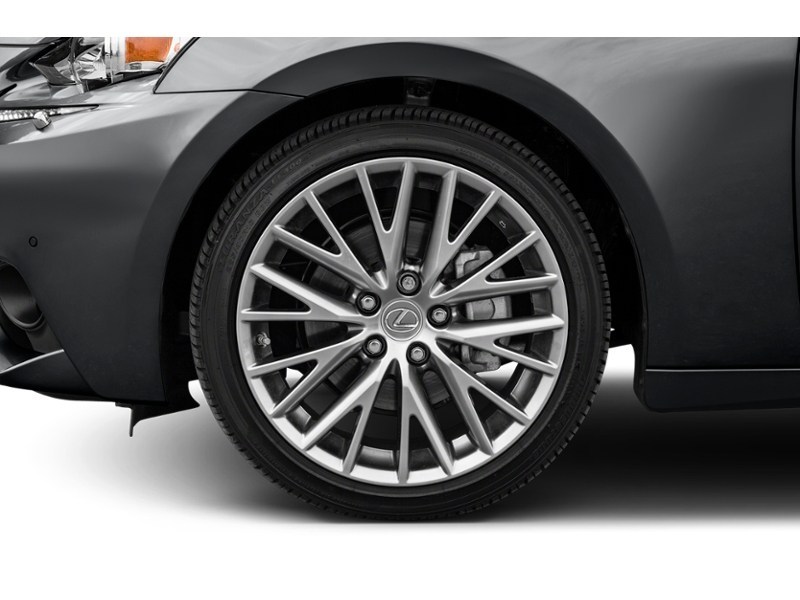 2015 Lexus IS 250 4dr Sdn AWD Exterior Shot 5