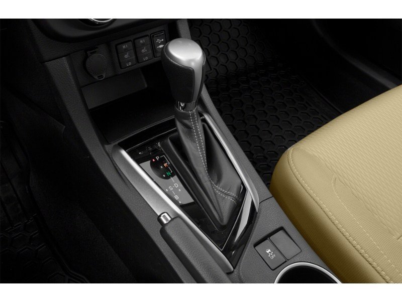 2015 Toyota Corolla 4dr Sdn Auto CE Exterior Shot 12