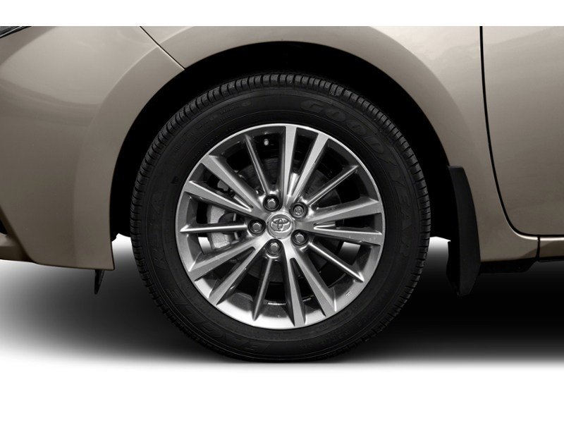 2015 Toyota Corolla 4dr Sdn Auto CE Exterior Shot 5