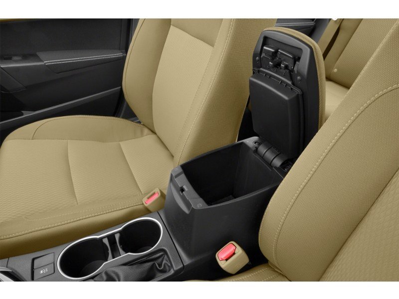 2015 Toyota Corolla 4dr Sdn Auto CE Interior Shot 8