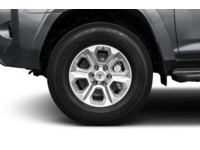 2017 Toyota 4Runner 4WD 4dr V6 TRD OFF ROAD Exterior Shot 9