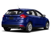 2016 Ford Focus 5dr HB SE Exterior Shot 2