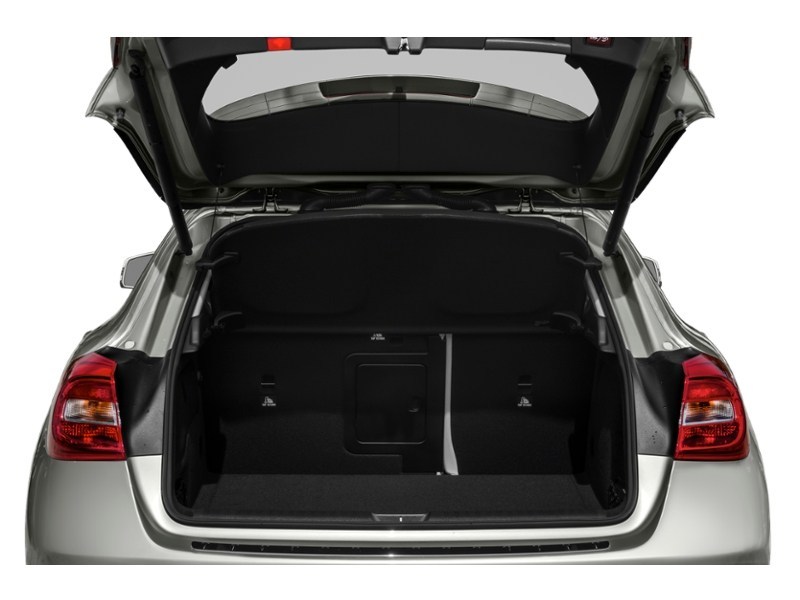 2015 Mercedes-Benz GLA-Class 4MATIC 4dr GLA 250 Exterior Shot 4
