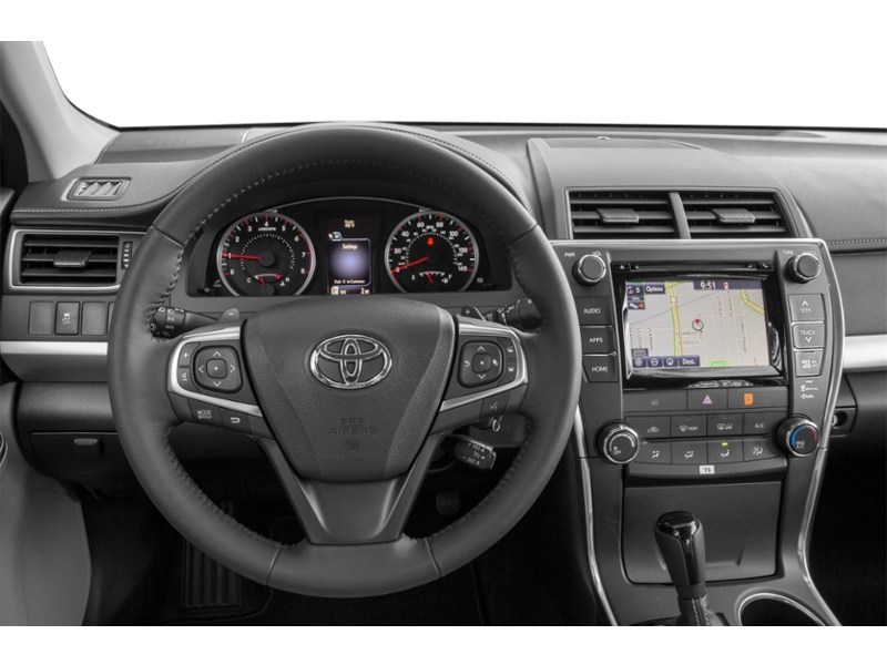 2015 Toyota Camry 4dr Sdn V6 Auto XSE Interior Shot 3