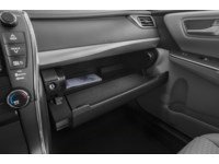 2017 Toyota Camry 4dr Sdn I4 Auto SE Interior Shot 4