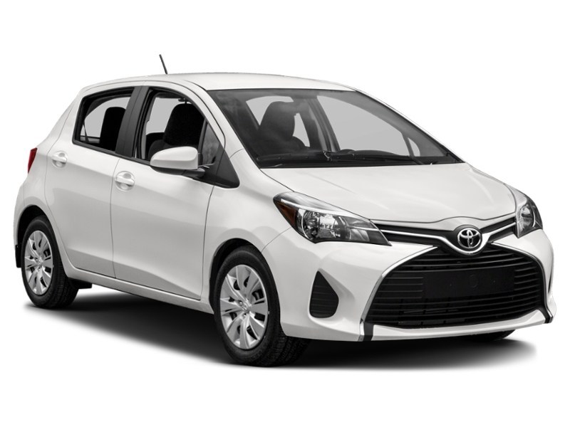2016 Toyota Yaris 5dr HB Auto LE Exterior Shot 9