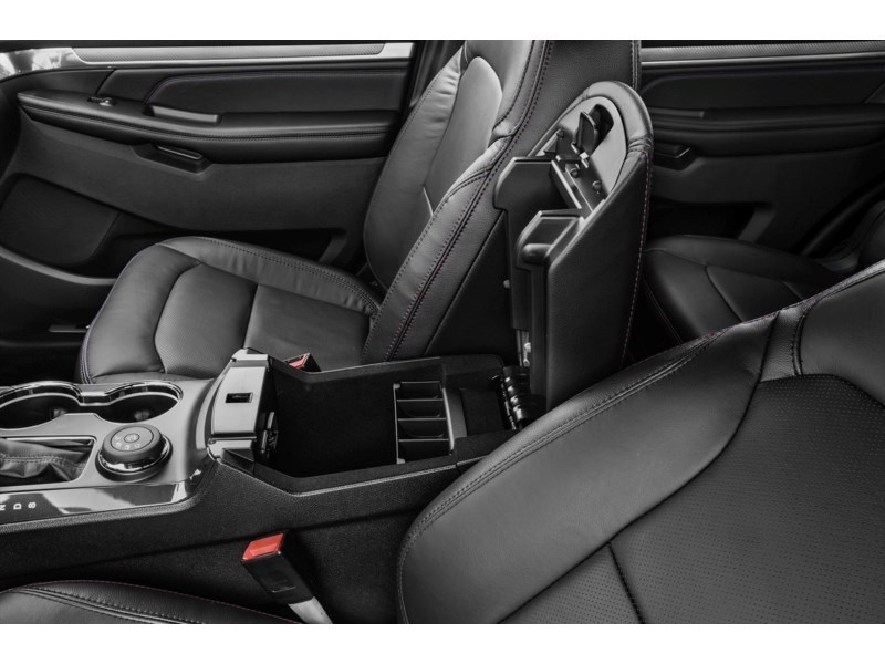 2017 Ford Explorer 4WD 4dr Sport Interior Shot 7