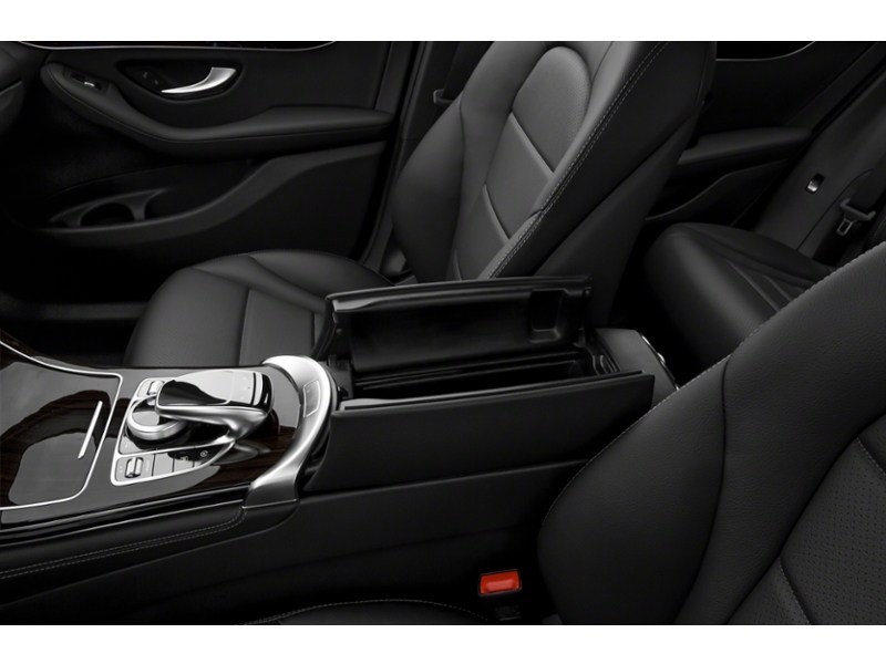 2018 Mercedes-Benz GLC 300 GLC 300 4MATIC SUV Interior Shot 7