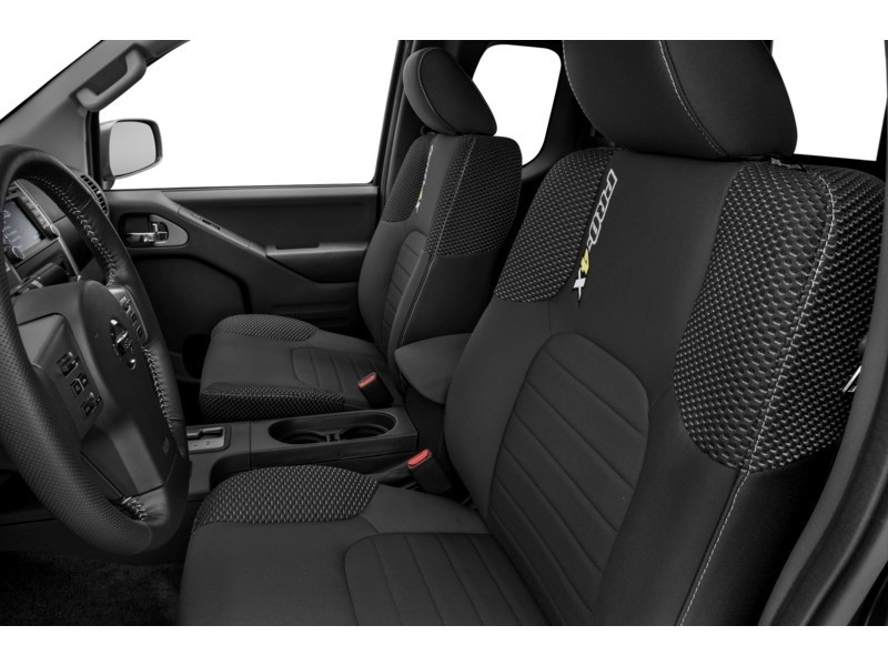 2016 Nissan Frontier PRO-4X | 4X4 | 4.0L | ACCIDENT FREE Interior Shot 4