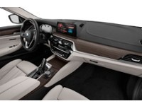 2018 BMW 5 Series 530i xDrive Sedan/CLEAN CARFAX/SAFETY CERTIFIED Interior Shot 1