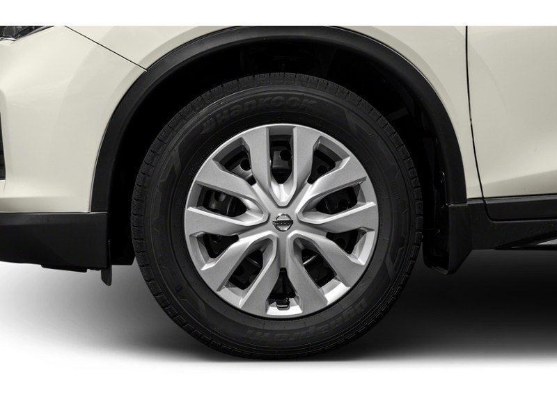 2017 Nissan Rogue AWD 4dr SV *Ltd Avail* Exterior Shot 5