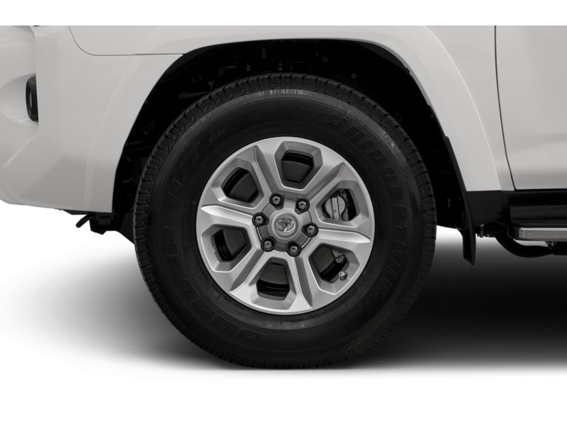 2019 Toyota 4Runner 4WD Exterior Shot 5