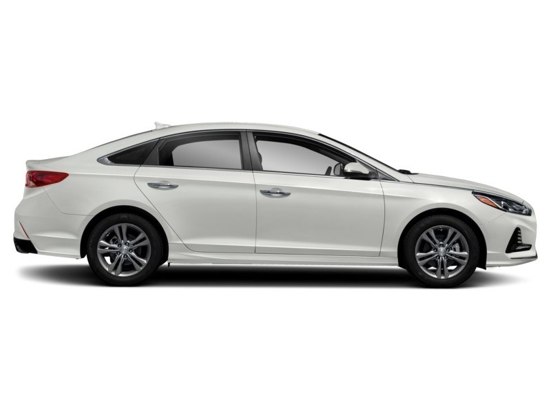 2019 Hyundai Sonata 2.4L Essential Exterior Shot 11