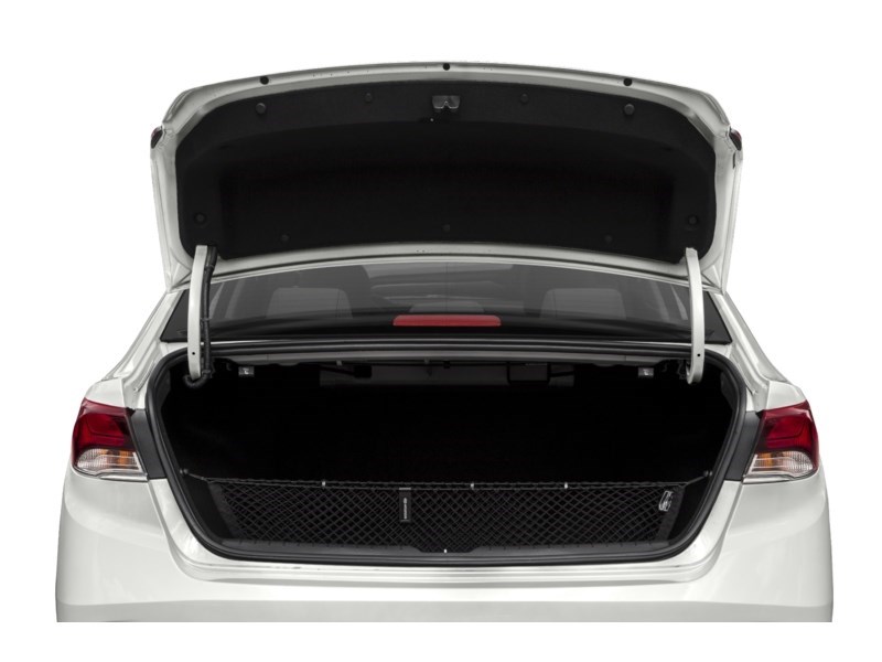 2019 Hyundai Sonata 2.4L Essential Exterior Shot 4