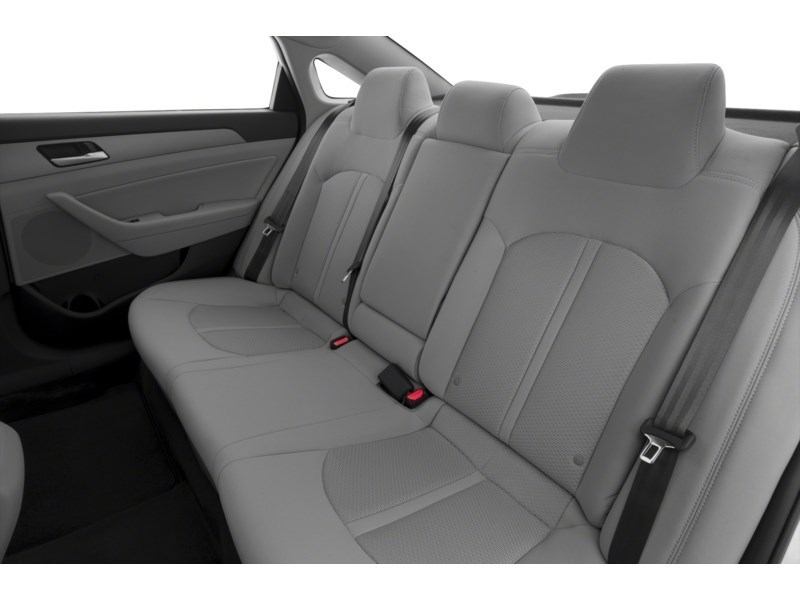 2019 Hyundai Sonata 2.4L Essential Interior Shot 5