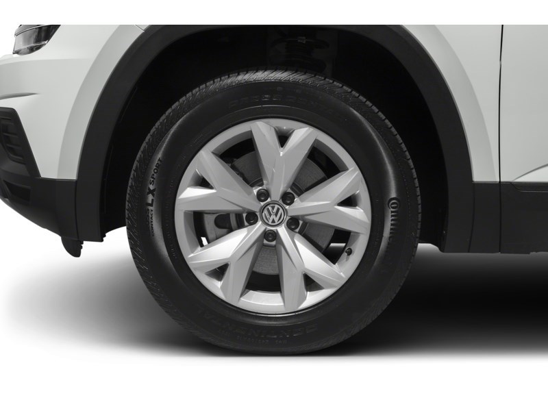 2019 Volkswagen Atlas Highline 3.6 FSI 4MOTION Exterior Shot 5