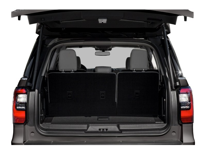 2020 Ford Expedition Platinum 4x4 Exterior Shot 4