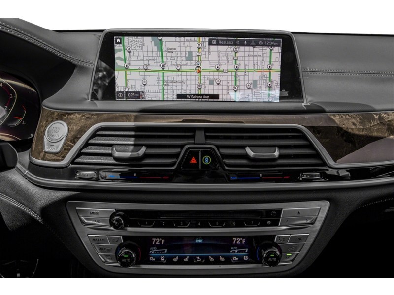 2020 BMW 7 Series 750i xDrive Sedan Interior Shot 8