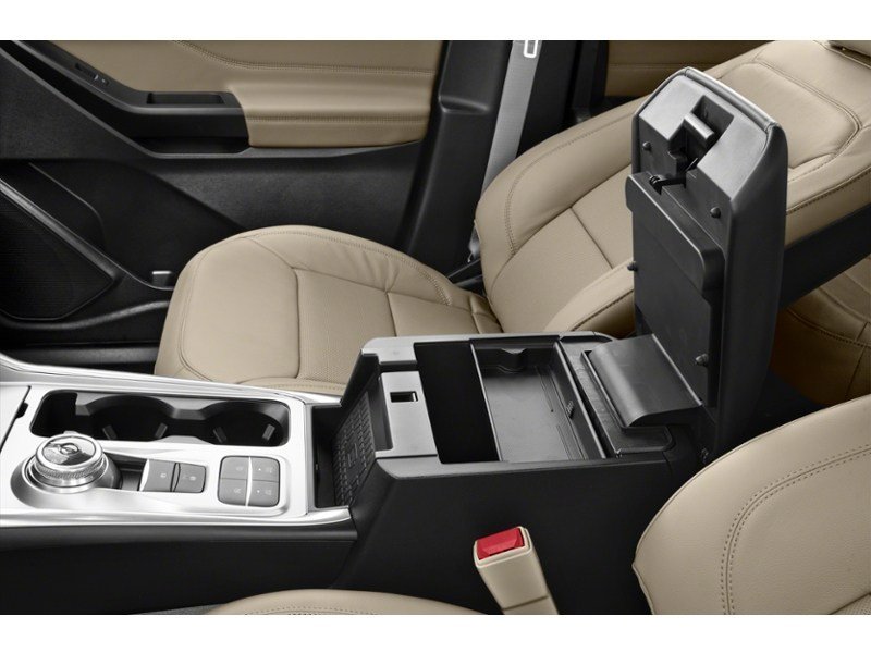 2021 Ford Explorer Limited 4WD Interior Shot 7