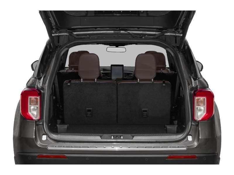 2022 Ford Explorer Platinum 4WD Exterior Shot 4